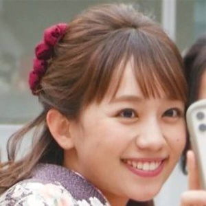 浦野モモアナの日本女子大学卒業時の画像