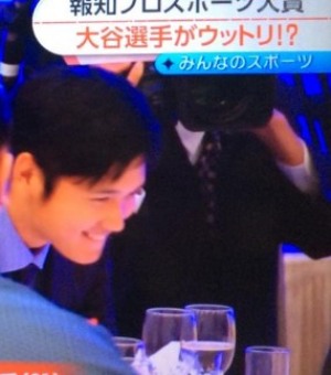 石川佳純さんと隣の席でうっとりした大谷翔平さん
