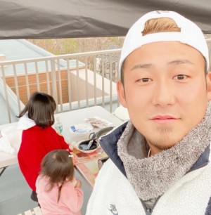 中田翔選手と嫁の子供