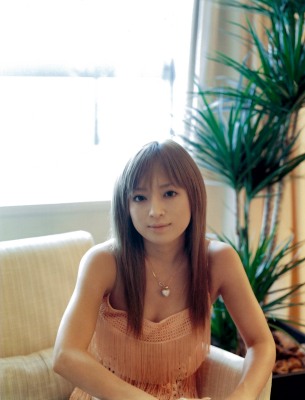 2004年に歌手業に専念し始めた浜崎あゆみ